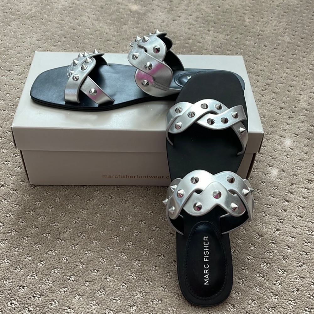 Marc Fisher Bodil sandals